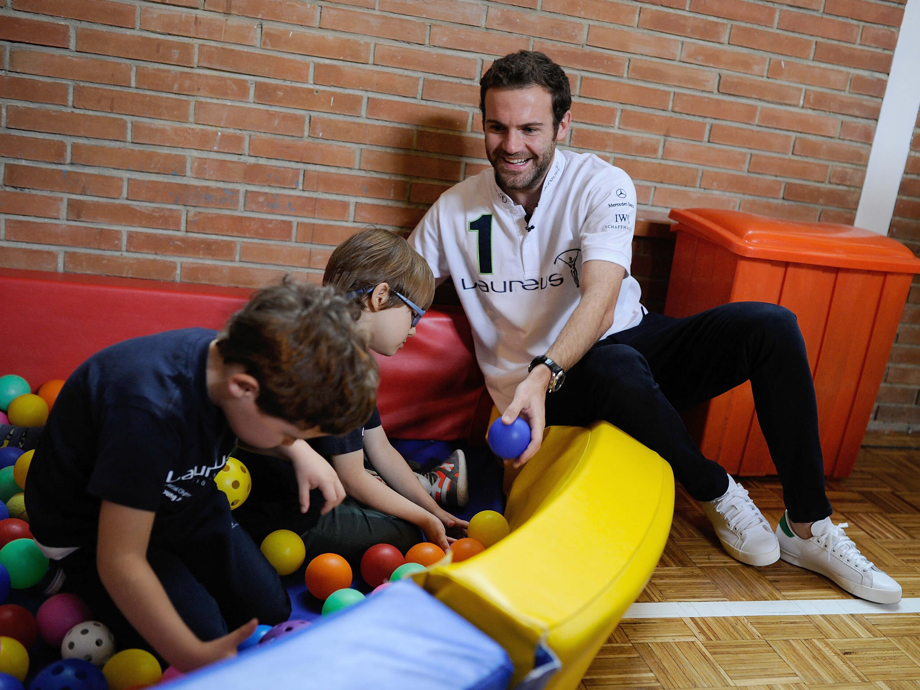 JUAN-MATA-LAUREUS-VISIT-IN-MADRID-2